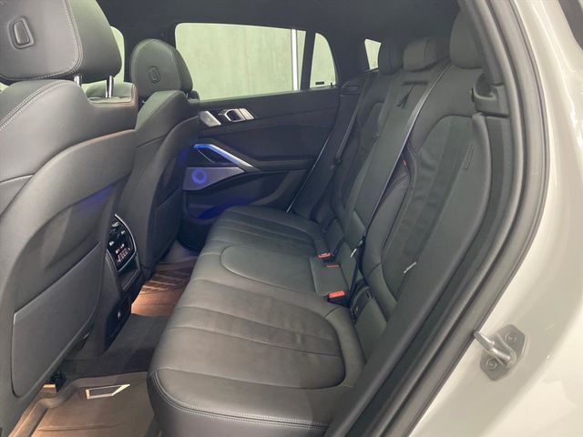 2020 BMW X6 XDrive M  第20張相片