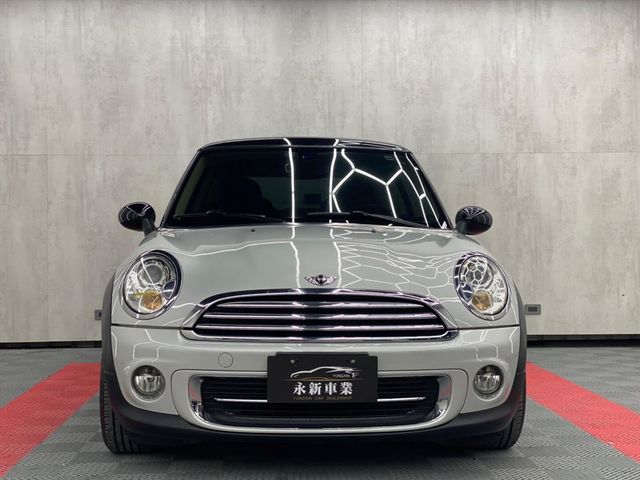 2010 Mini Cooper  第2張相片