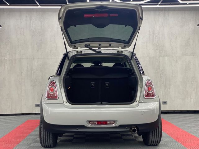 2010 Mini Cooper  第8張相片