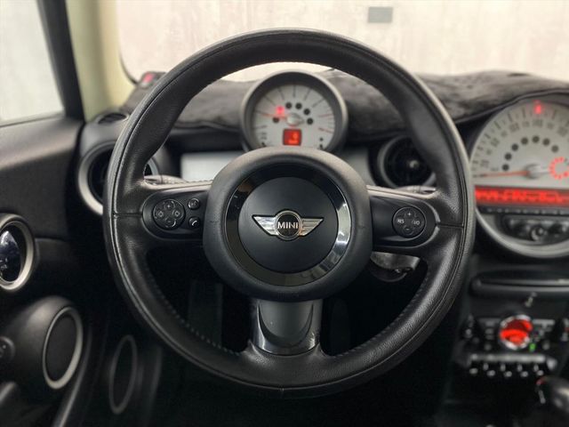 2010 Mini Cooper  第12張相片
