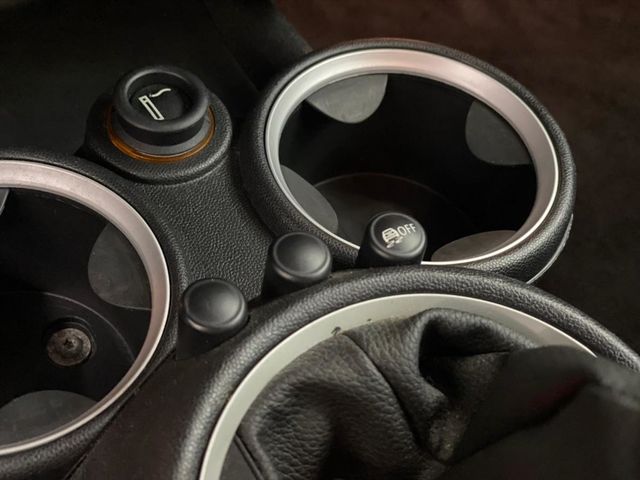 2010 Mini Cooper  第18張相片