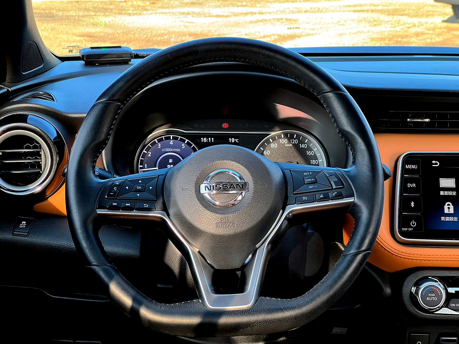 2019年 Nissan Kicks 1.5 智行旗艦版(認證車/實車在店)  第7張相片