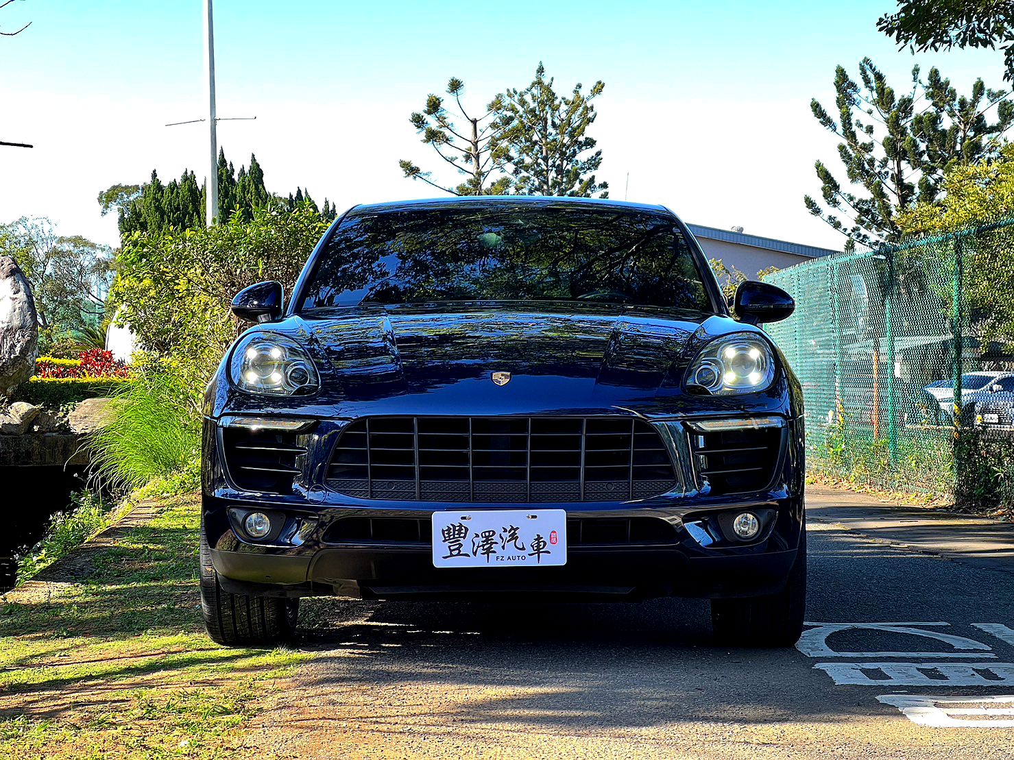 總代理 Porsche Macan 2.0 白金版(認證車/實車在店)  第2張相片