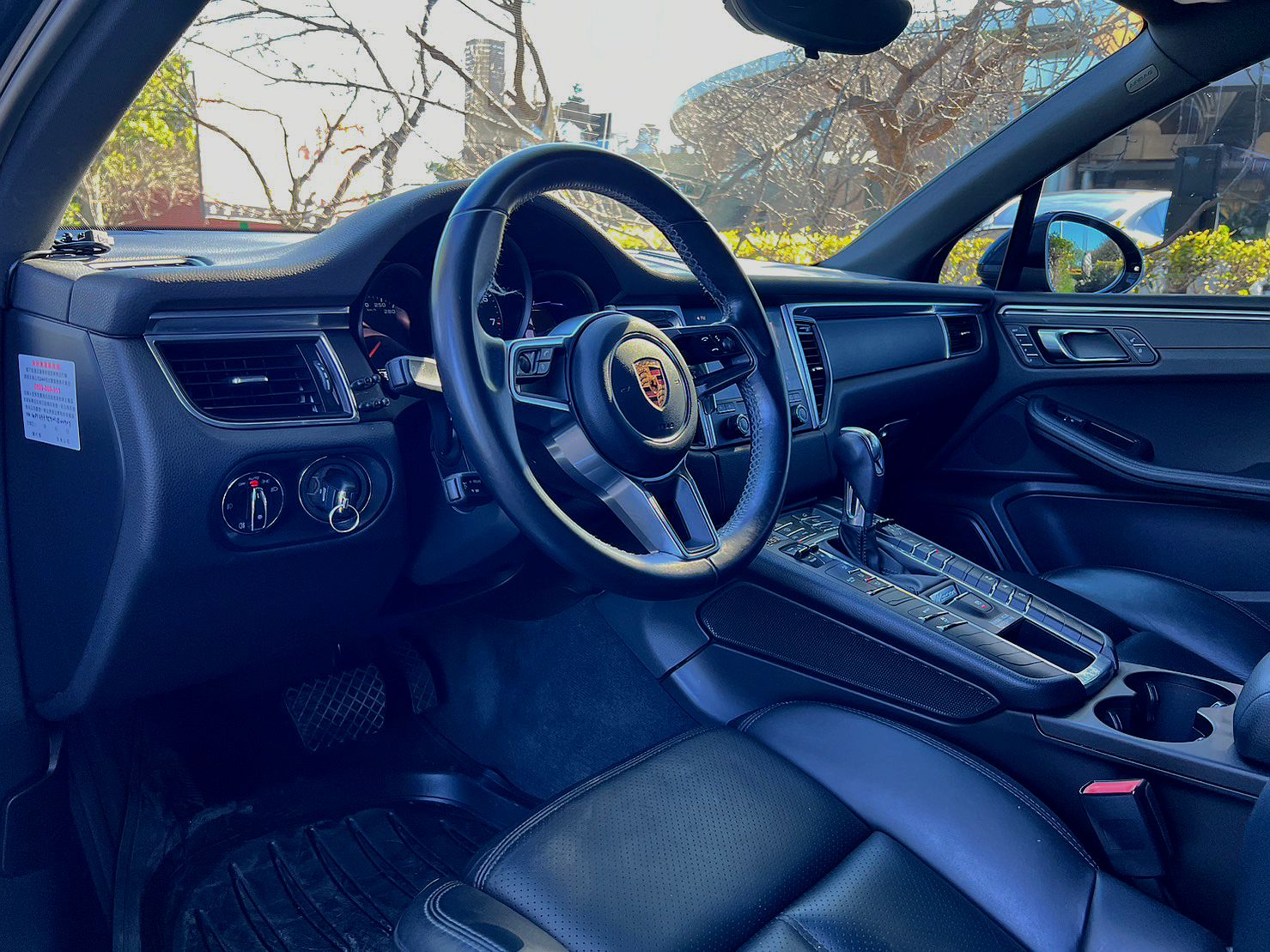 總代理 Porsche Macan 2.0 白金版(認證車/實車在店)  第6張相片