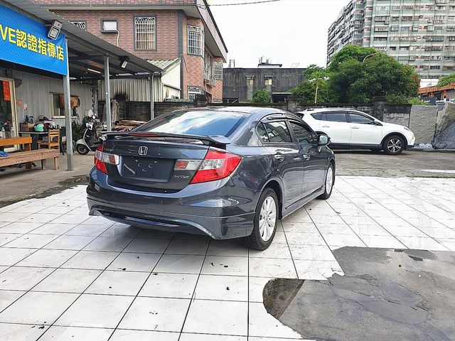 九代 好車入庫  第5張相片