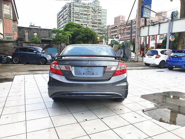 九代 好車入庫  第6張相片