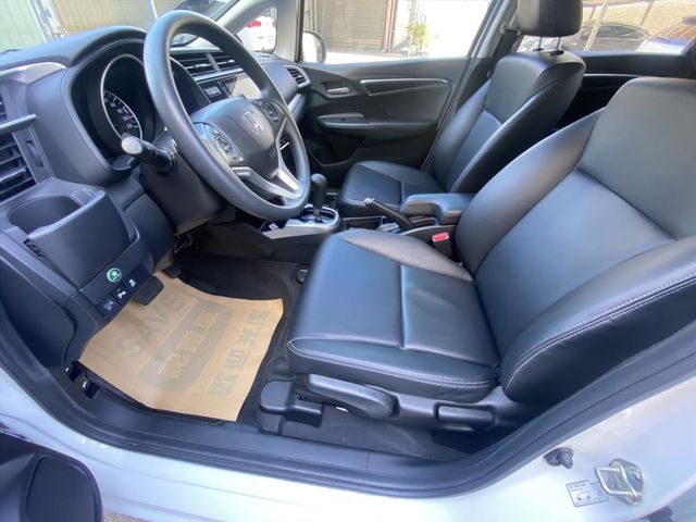 HONDA FIT S版  第5張相片