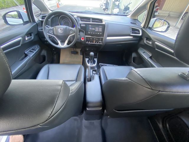 HONDA FIT S版  第9張相片