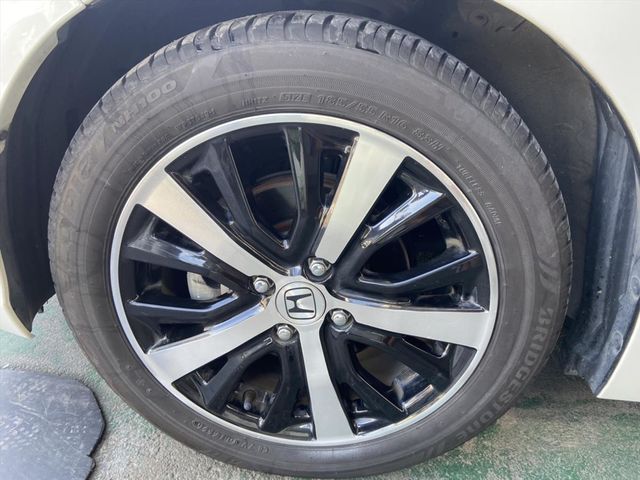 HONDA FIT S版  第14張相片