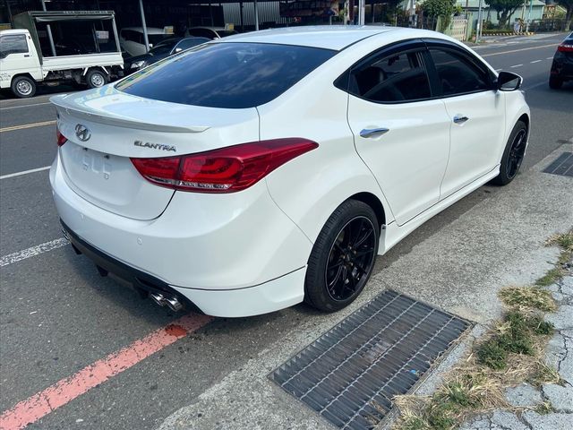 ELANTRA 旗艦版  第2張相片