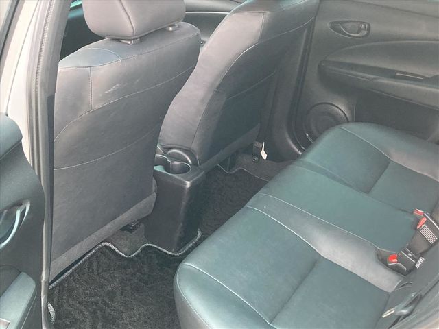 台南 旅順汽車2018年YARIS  第6張相片