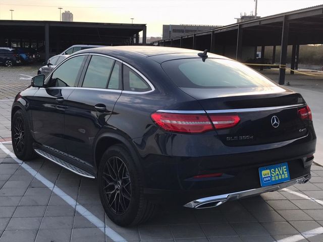 2016 GLE350d 總代理斜背  第16張相片