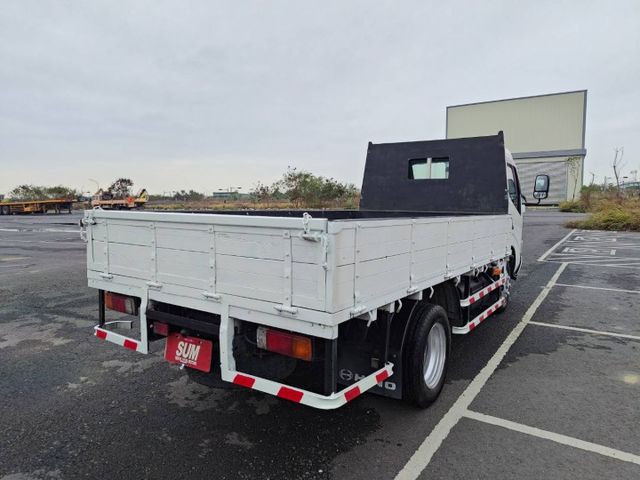2017年五期HINO 11.5尺  第4張相片
