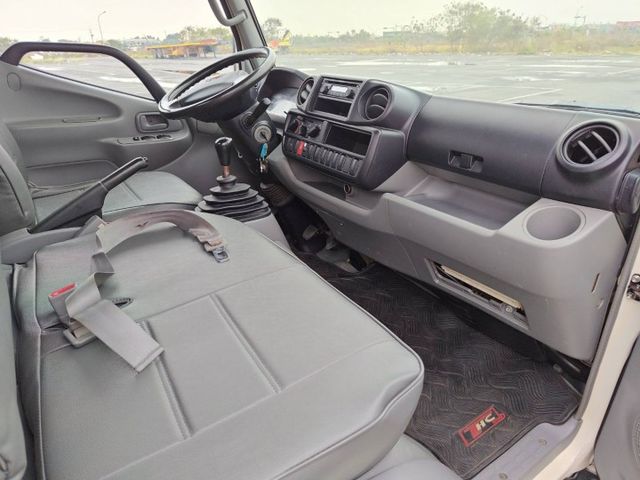 2017年五期HINO 11.5尺  第8張相片