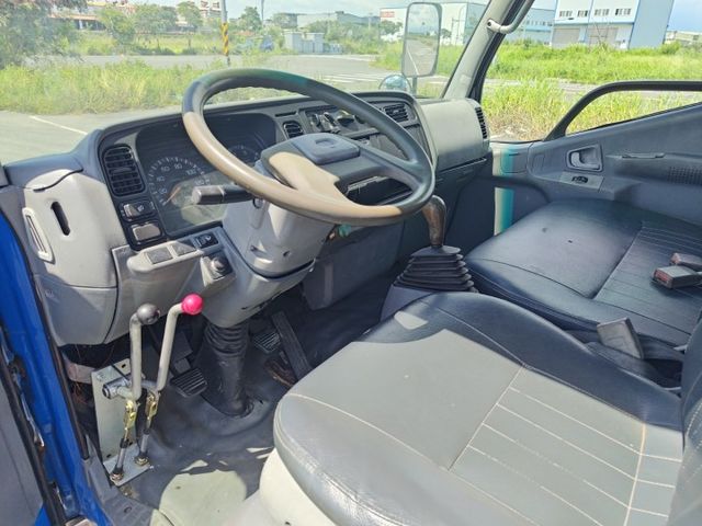 2003年三期堅達10.5尺舉斗車  第11張相片