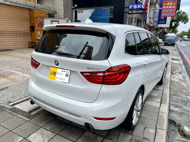 BMW寶馬 220IGT  第2張相片