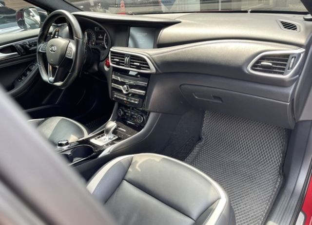 INFINITI無限 Q30  第8張相片