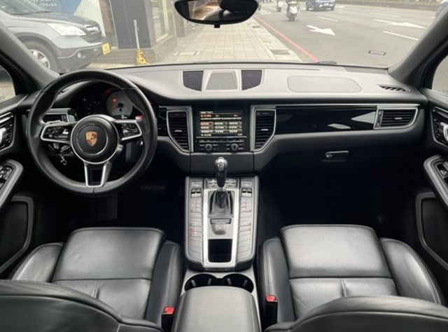 PORSCHE保時捷 MACAN S  第7張相片