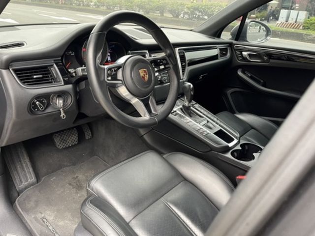 PORSCHE保時捷 MACAN S  第8張相片