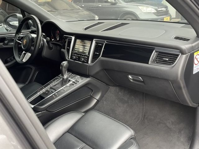 PORSCHE保時捷 MACAN S  第10張相片