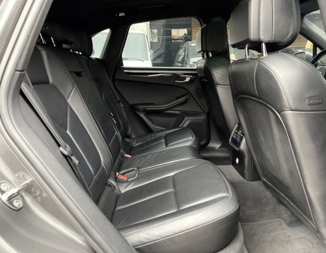 PORSCHE保時捷 MACAN S  第17張相片