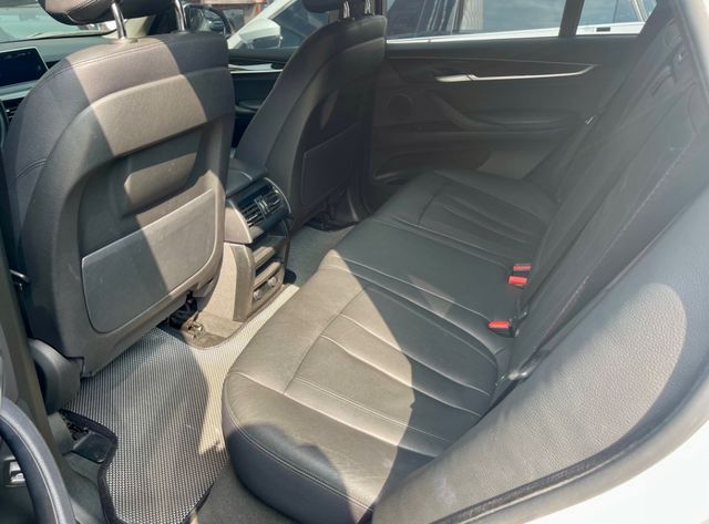 BMW寶馬 X5 XDRIVE35I  第7張相片
