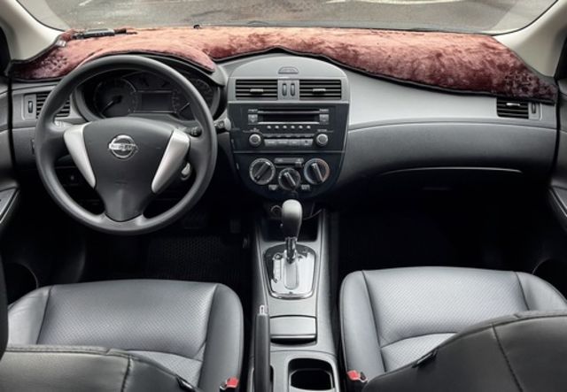 NISSAN日產 TIIDA  第3張相片