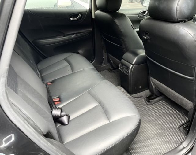 NISSAN日產 TIIDA  第6張相片