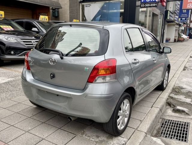 TOYOTA豐田 YARIS  第3張相片