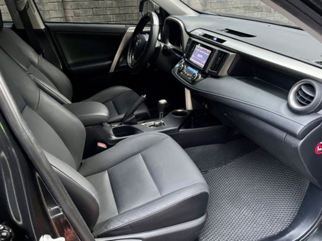 TOYOTA豐田 RAV4  第5張相片