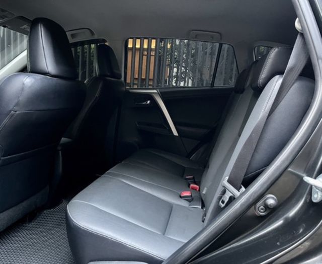 TOYOTA豐田 RAV4  第7張相片