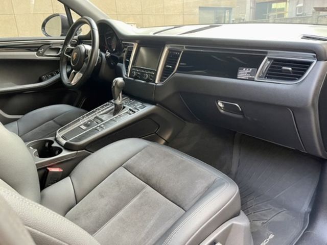 PORSCHE保時捷 MACAN S  第7張相片