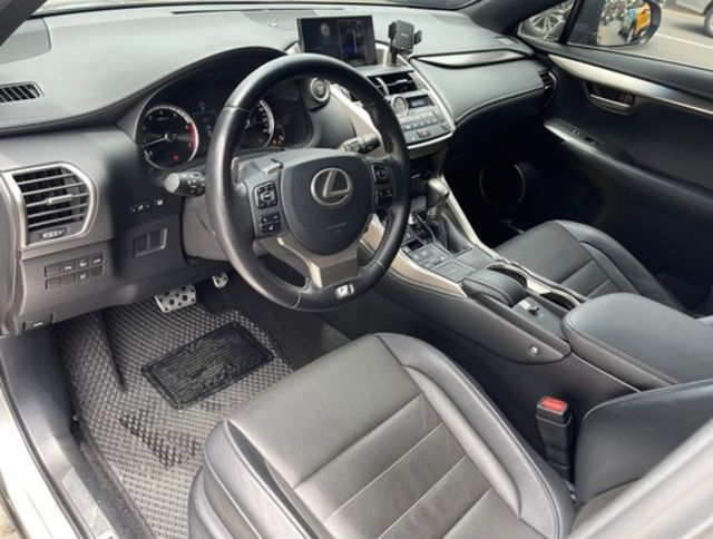 LEXUS凌志 NX200T  第6張相片