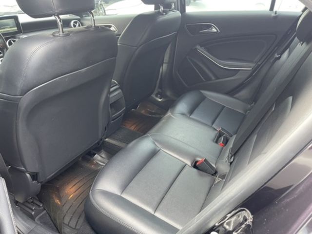 M-BENZ賓士 A180  第5張相片