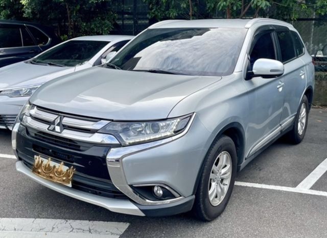 MITSUBISHI三菱 OUTLANDER  第1張相片