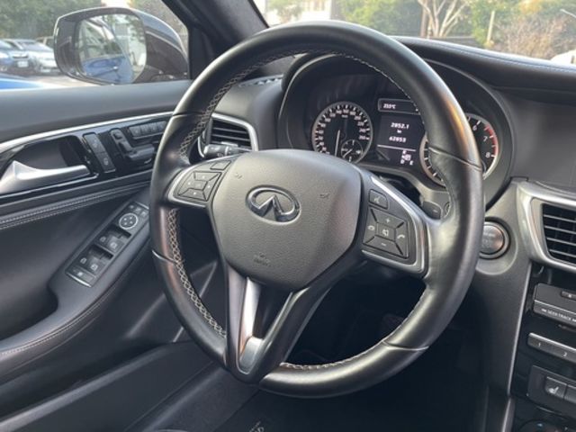 INFINITI無限 Q30  第5張相片