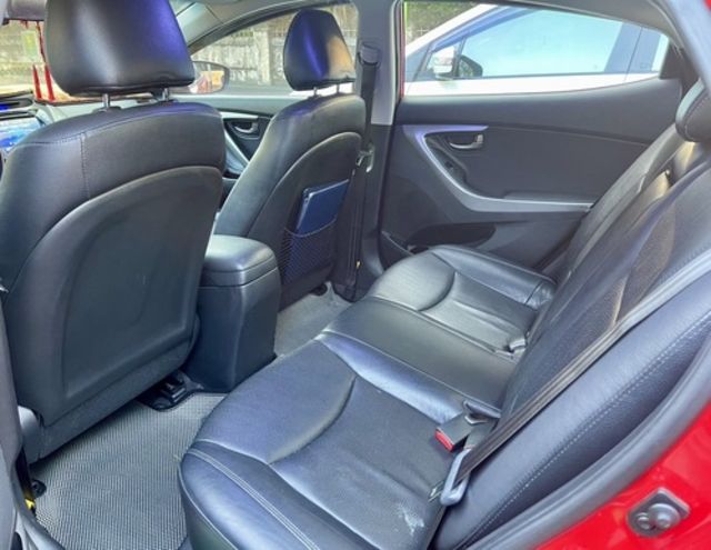 HYUNDAI現代 ELANTRA  第6張相片