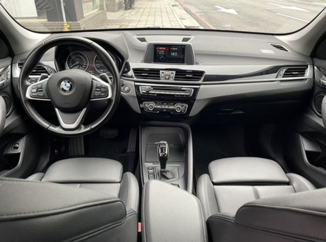 BMW寶馬 X1  第3張相片