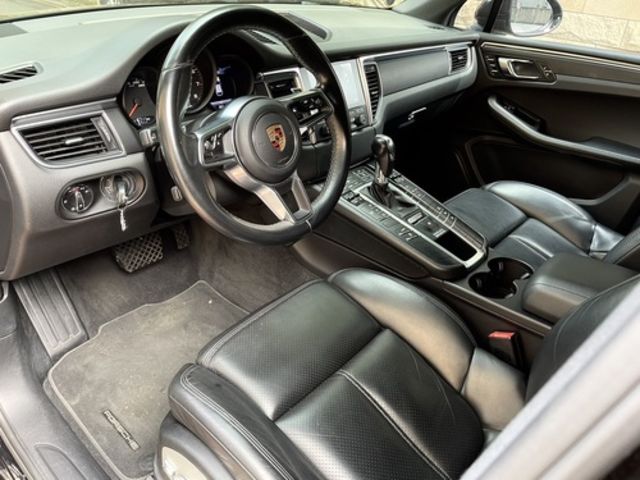 PORSCHE保時捷 MACAN  第5張相片