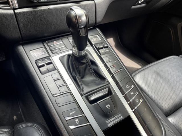 PORSCHE保時捷 MACAN  第10張相片