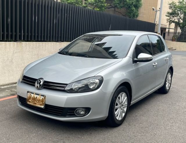 VOLKSWAGEN福斯 GOLF  第1張相片