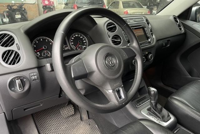 VOLKSWAGEN福斯 TIGUAN  第4張相片