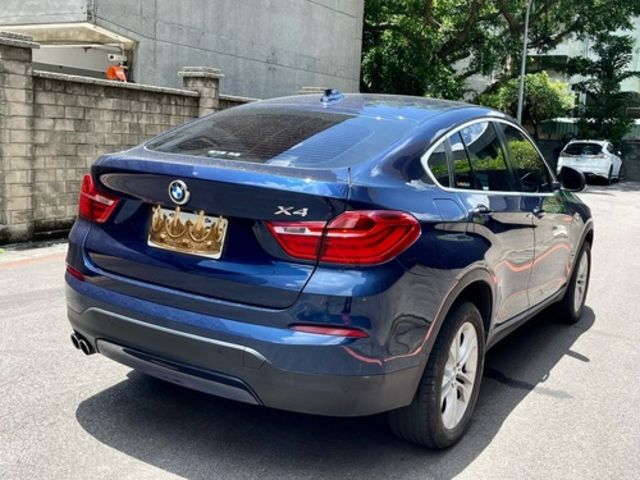 BMW寶馬 X4 XDRIVE30D  第3張相片