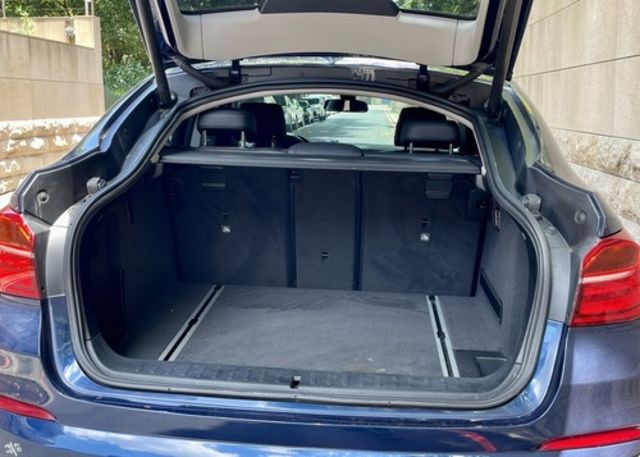 BMW寶馬 X4 XDRIVE30D  第10張相片