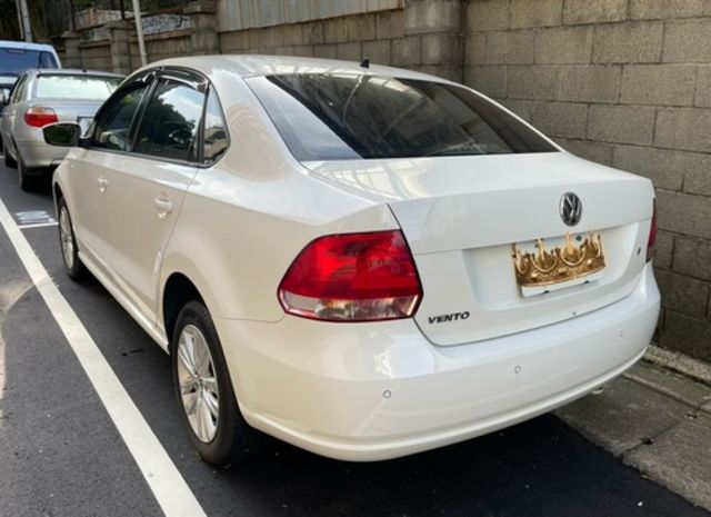 VOLKSWAGEN福斯 POLO  第2張相片