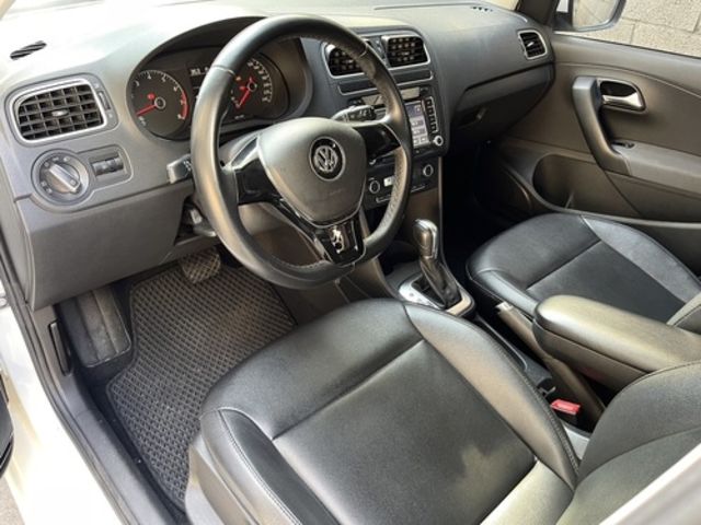 VOLKSWAGEN福斯 POLO  第4張相片