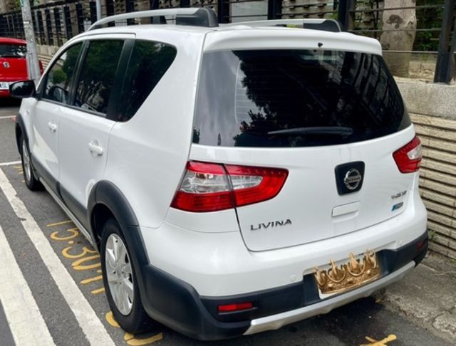 NISSAN日產 LIVINA  第2張相片