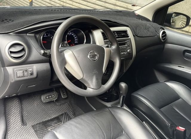 NISSAN日產 LIVINA  第4張相片