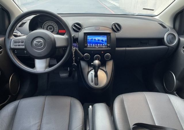 MAZDA馬自達 MAZDA 2  第3張相片