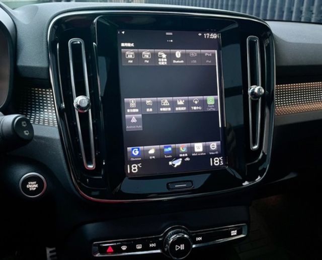 VOLVO富豪 XC40  第7張相片
